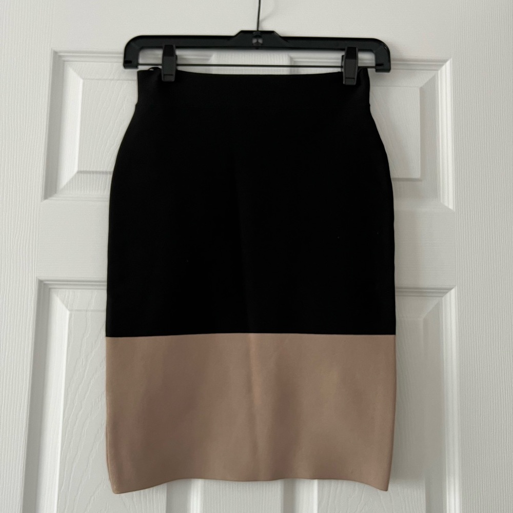 BCBG skirt